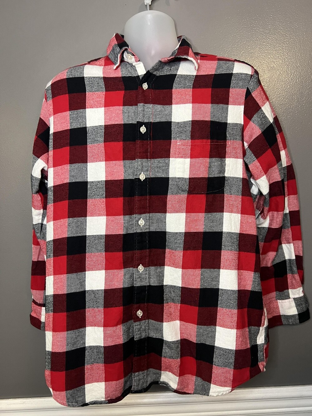 Club Room Shirt Mens Large Red Black Plaid Flannel Button Front Cotton Casual